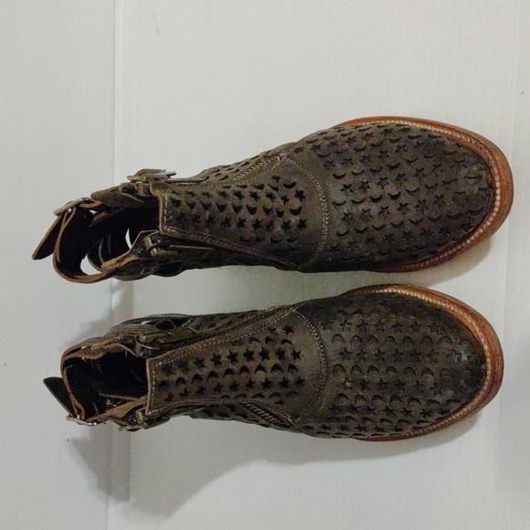 Rare FreeBird DAHLIA Brown Dahlia Star/ Moon Cutout Boots size 7 - Picture 3 of 15